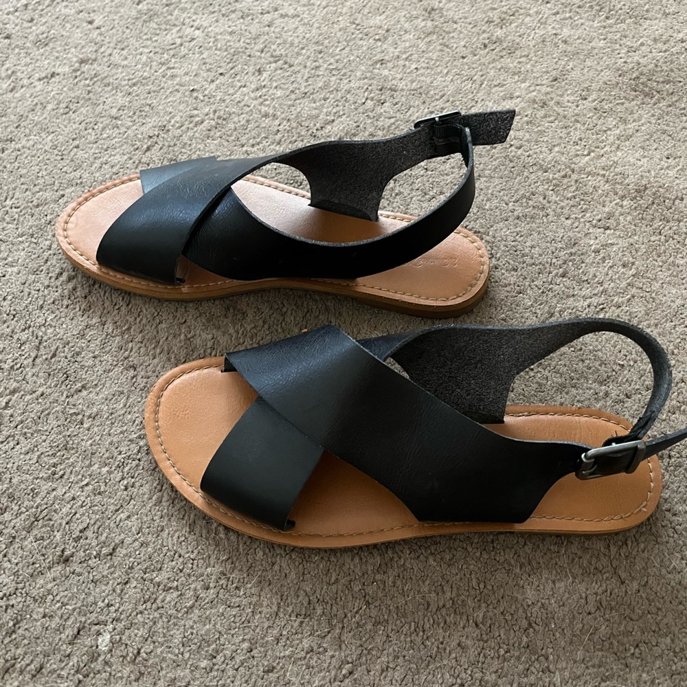 Sandals - Picture 4 of 5